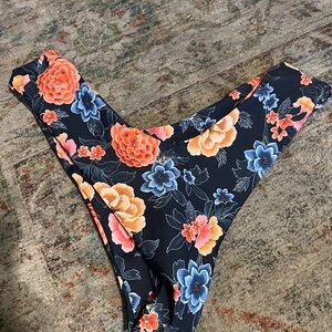 Skatie- Mandi Bottom - Cheeky Bottom NWOT